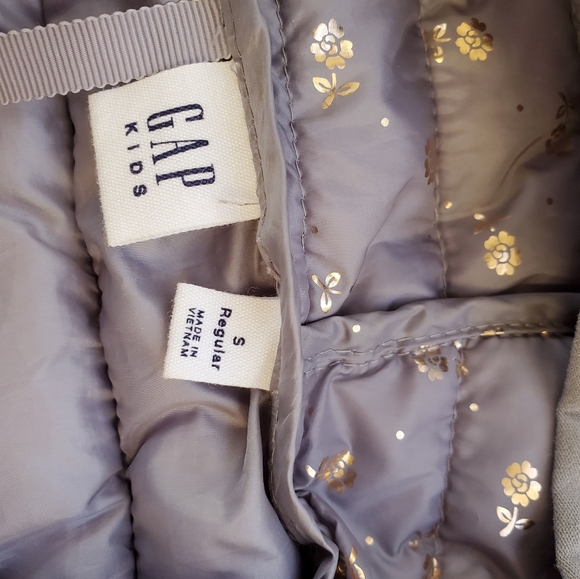 GapKids lightweight puffer jacket - Picture 4 of 6